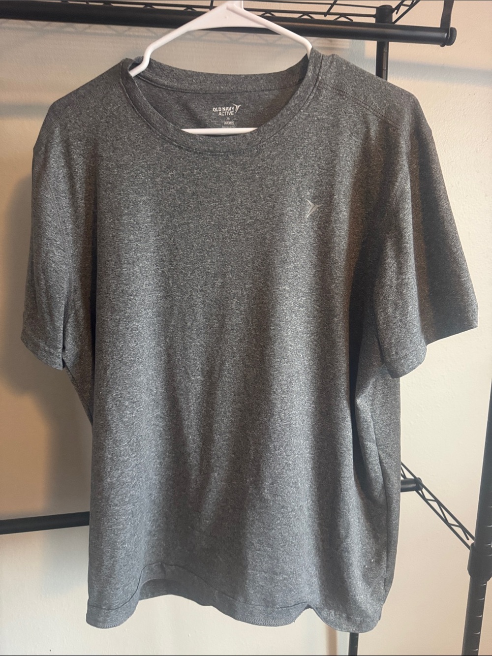 Old Navy Men's Dark Heather Gray Short Sleeve Crew Tee